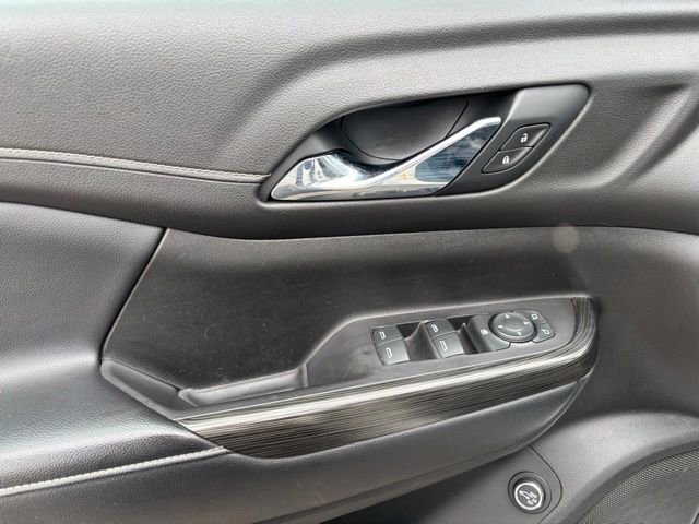 Used 2019 GMC Acadia SLT image 12