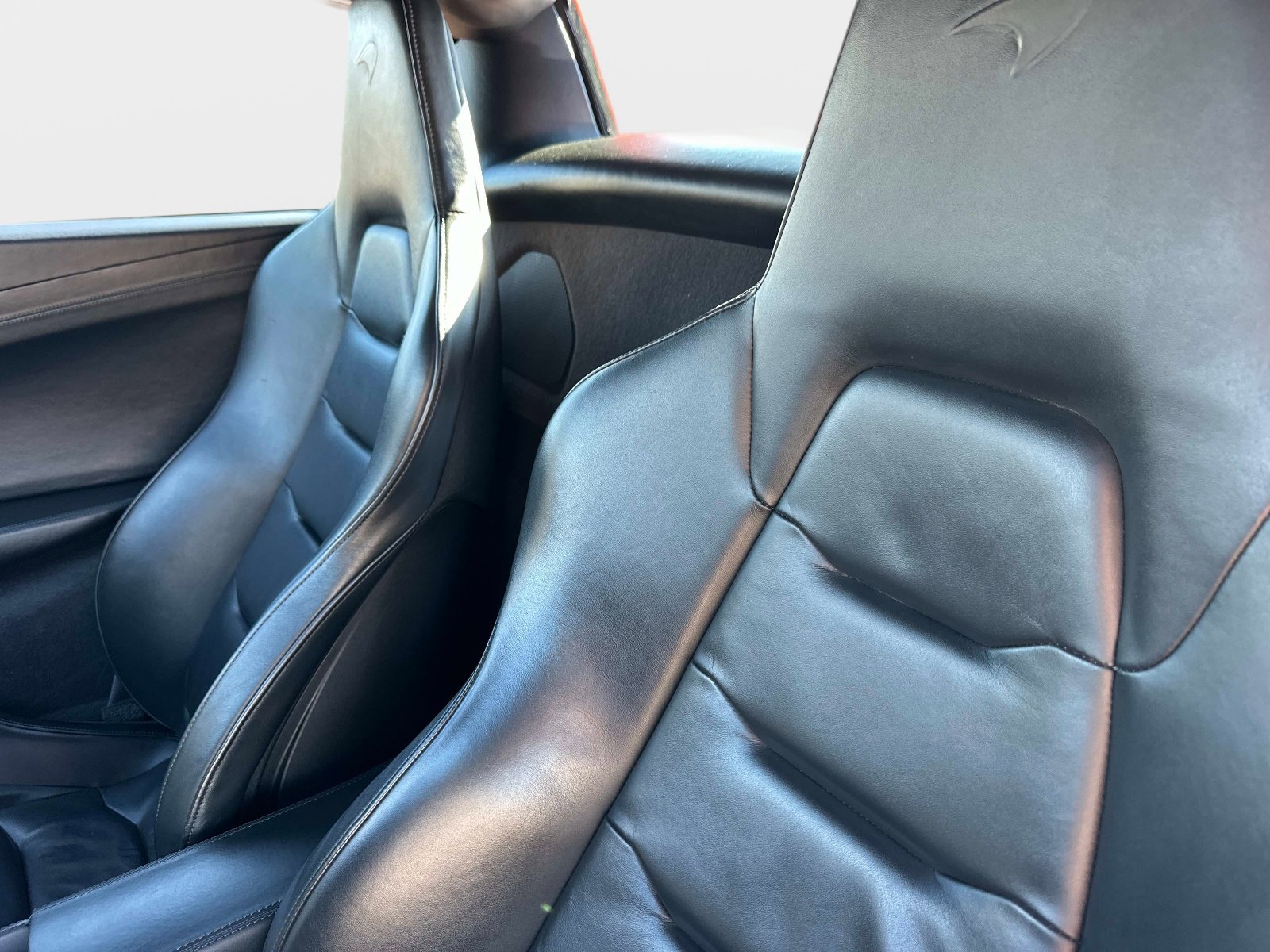 Used 2015 McLaren 650S Spider image 21