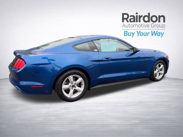Used 2017 Ford Mustang Coupe RWD image 7