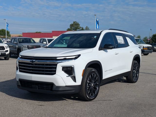 New 2026 Chevrolet Traverse LT w/ Sun and Wheel Package AWD/4WD image 6