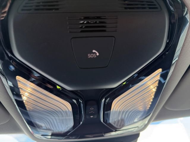 Certified 2026 BMW X7 xDrive40i w/ Premium Package image 33