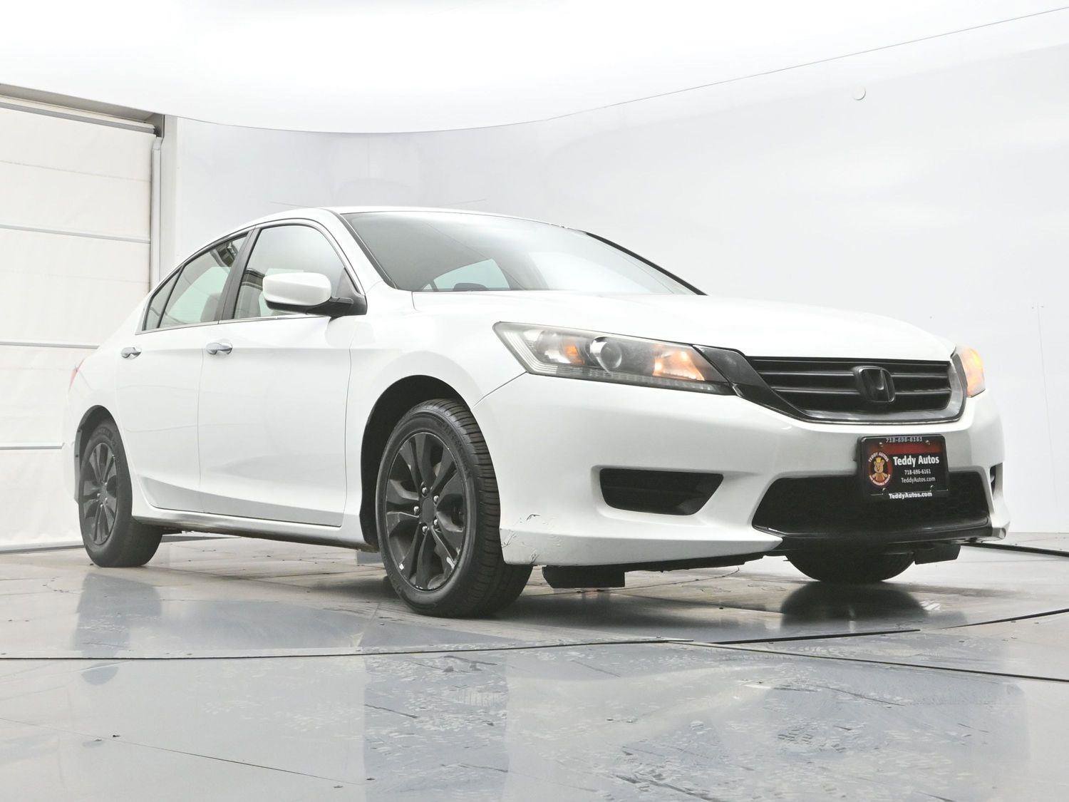 Used 2013 Honda Accord LX image 28