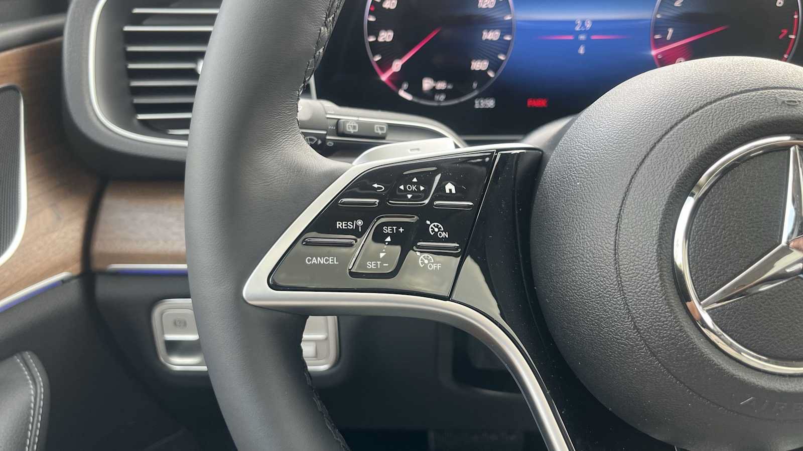 New 2026 Mercedes-Benz GLE 350 4MATIC image 41