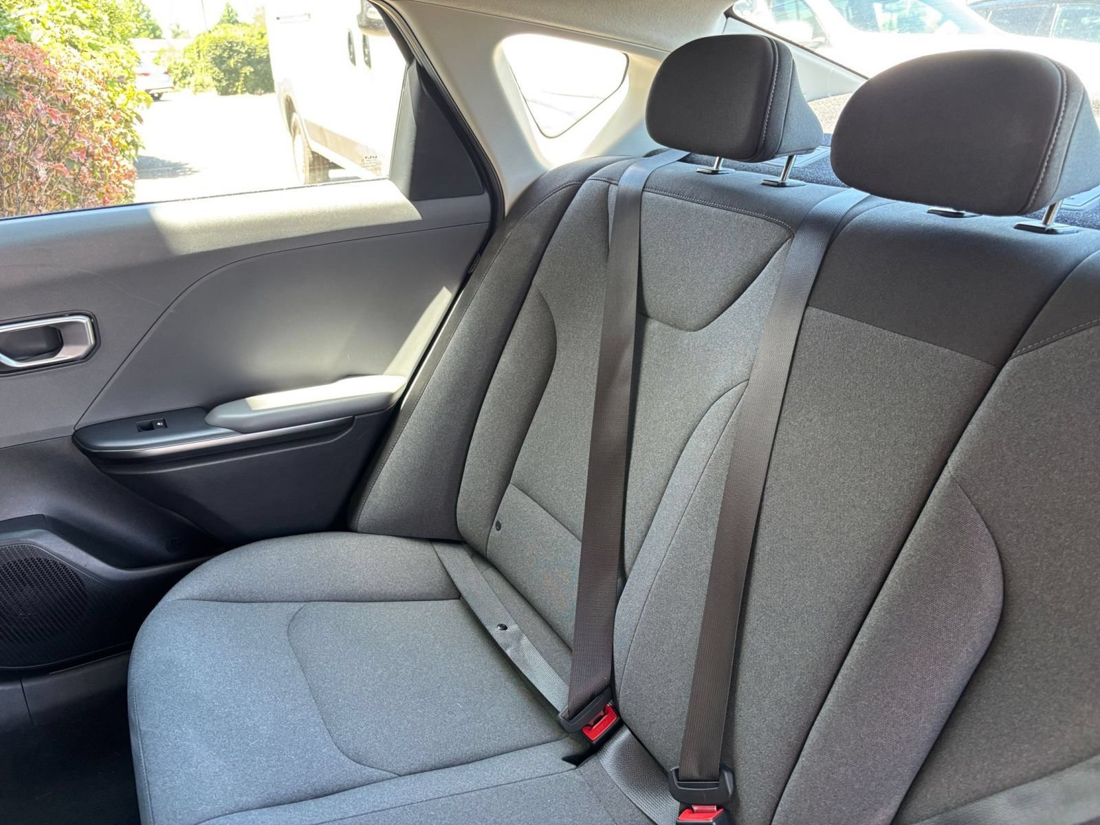 Used 2025 Kia K4 FWD image 39