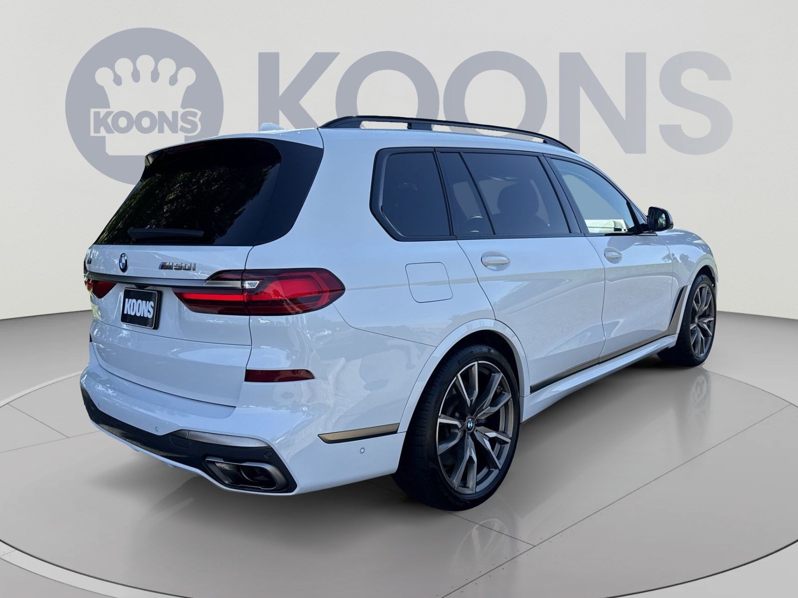 Used 2022 BMW X7 M50i AWD/4WD image 7