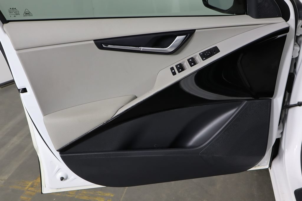 Used 2023 Kia Niro Wind FWD image 19