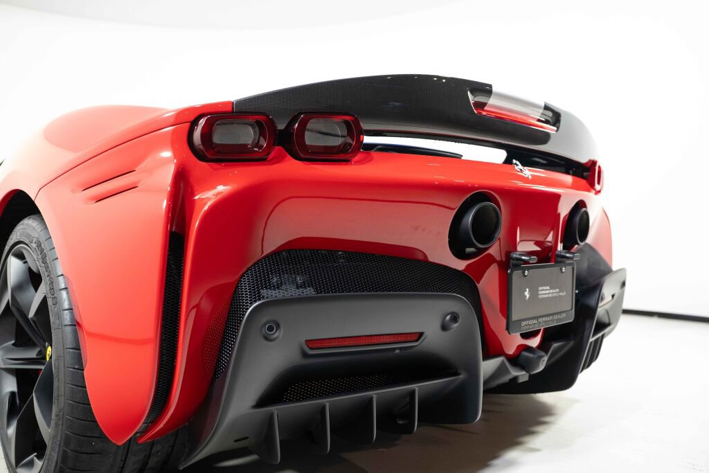 Used 2023 Ferrari SF90 Stradale image 17