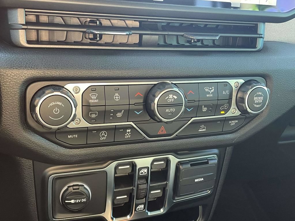 New 2026 Jeep Wrangler Unlimited Sport AWD/4WD image 36