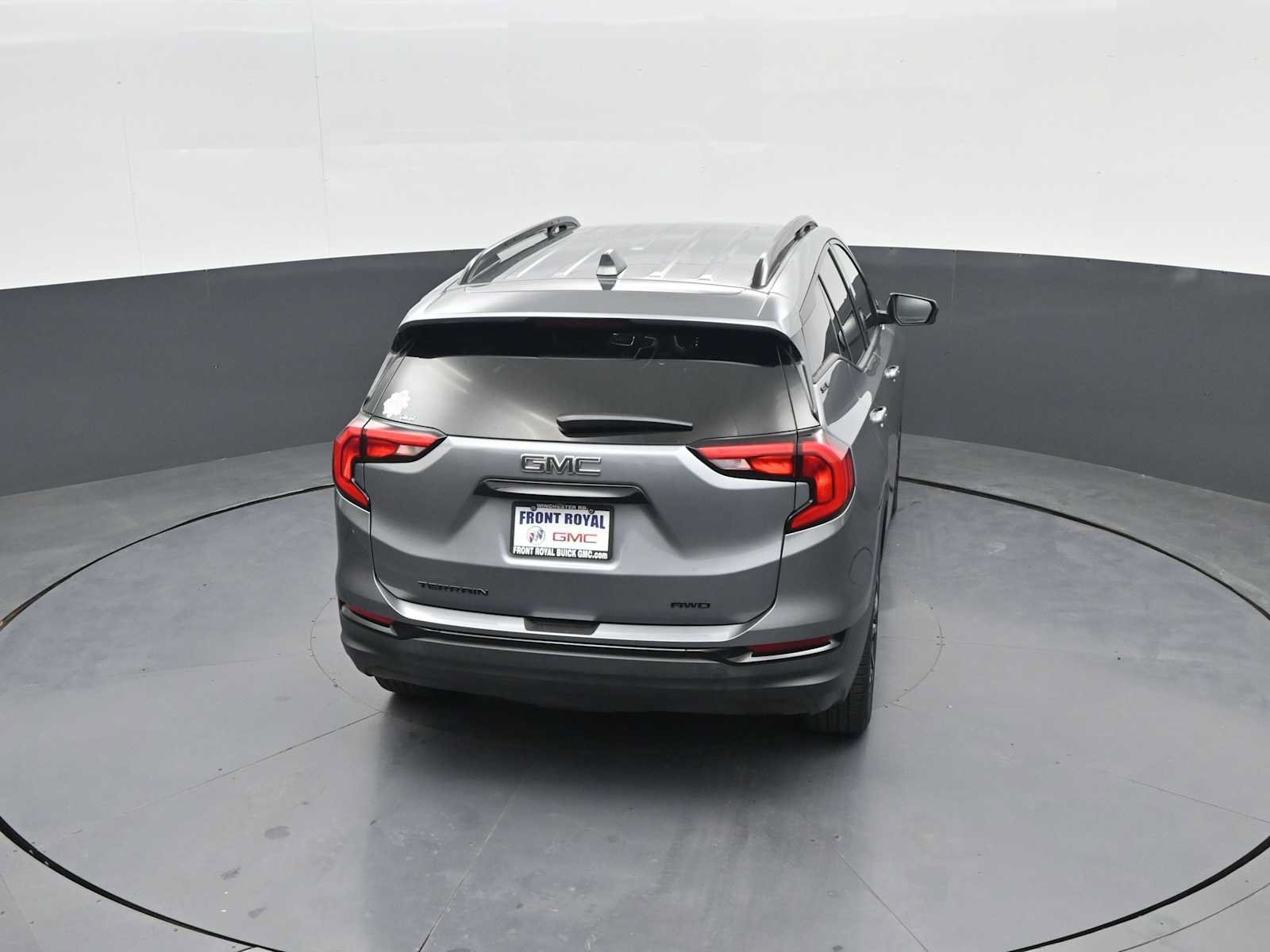 Used 2021 GMC Terrain SLE w/ Driver Convenience Package AWD/4WD image 30