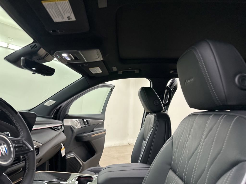 New 2026 Buick Enclave Avenir w/ Super Cruise Package image 32