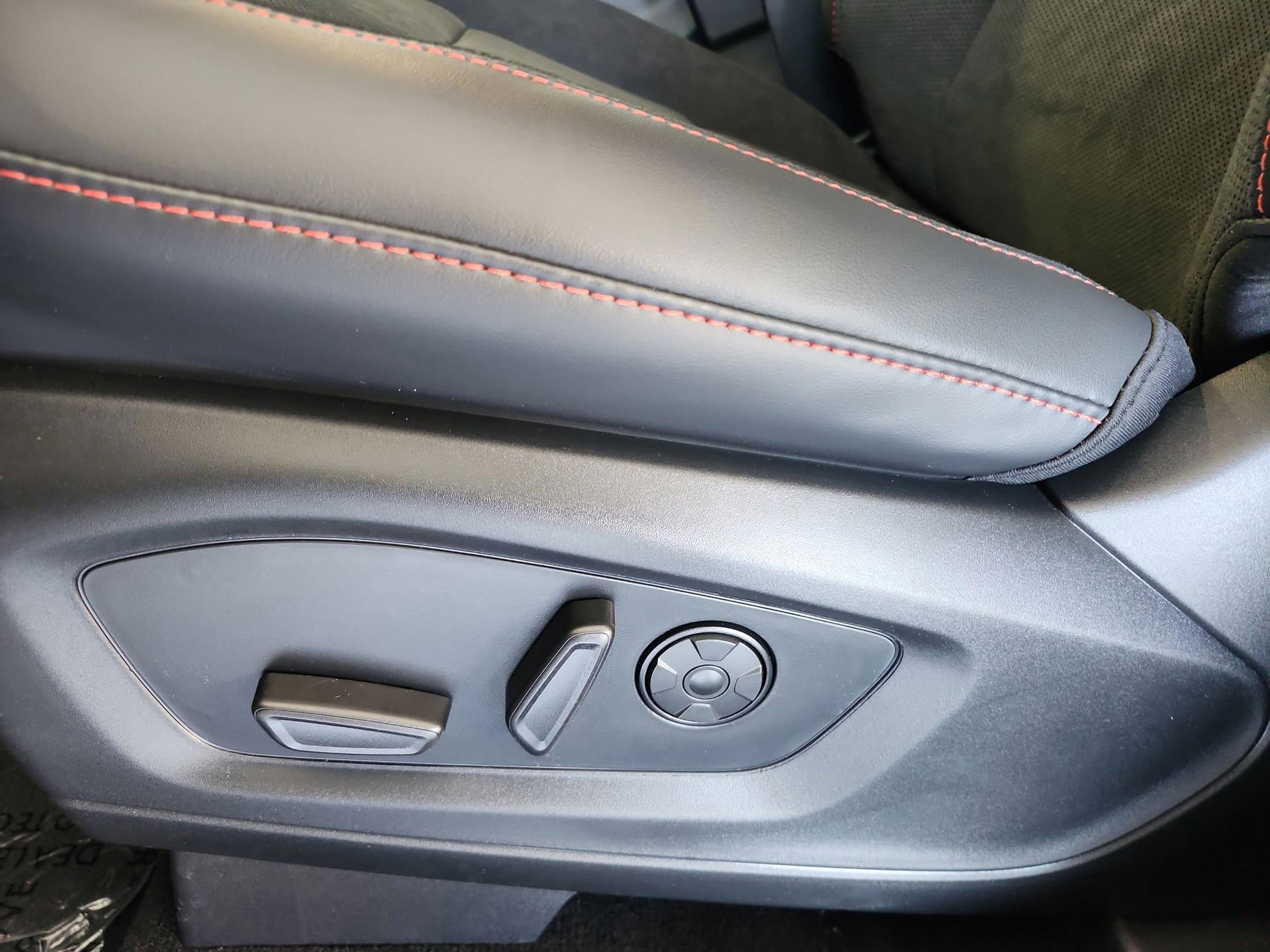 New 2026 Ford Explorer ST w/ Sun And Sound Package image 13