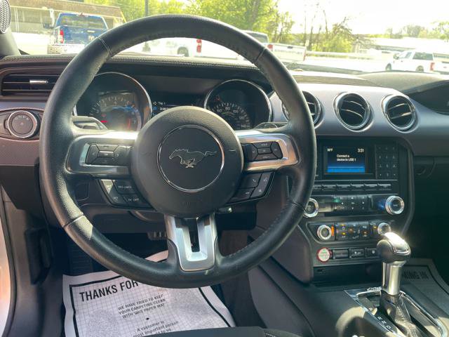 Used 2015 Ford Mustang GT RWD image 19
