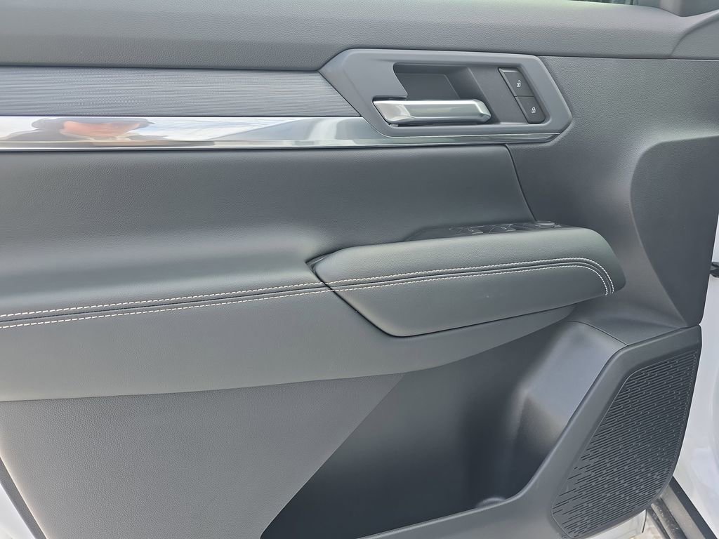 New 2026 GMC Terrain Elevation w/ LPO, Floor Liner Package image 27