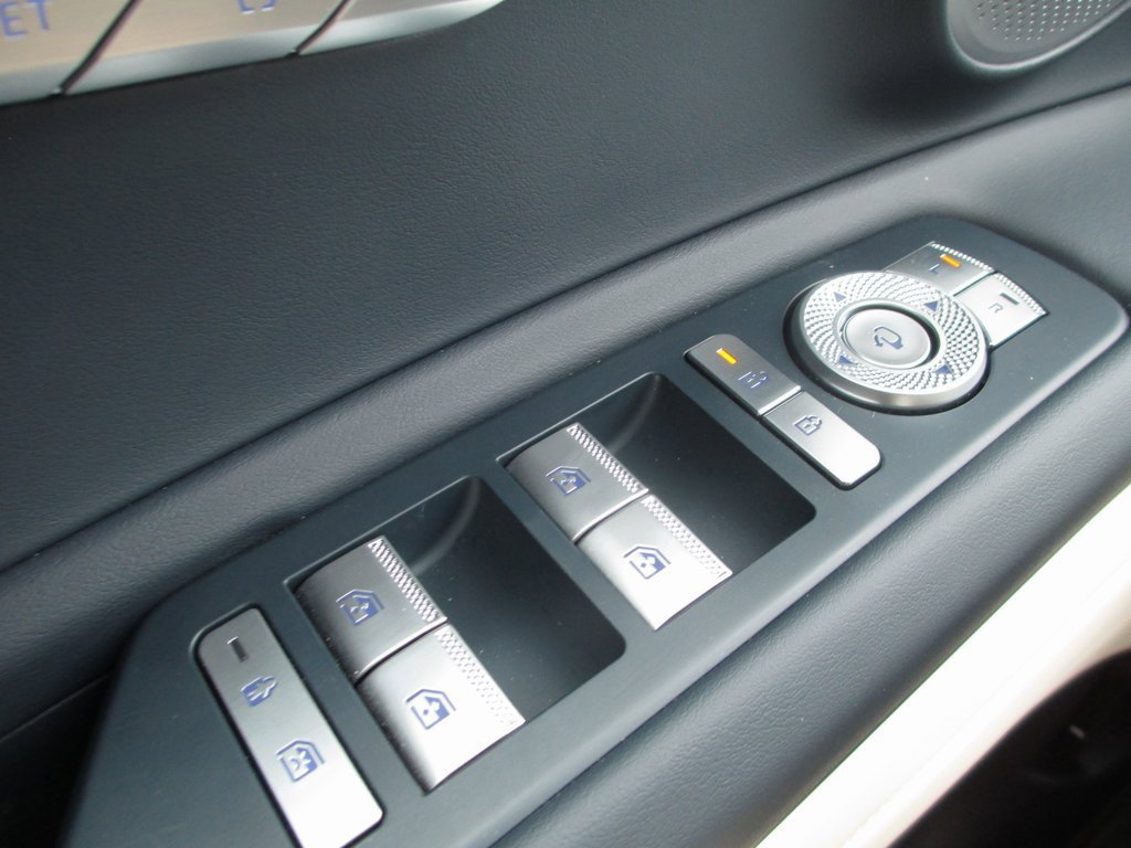 Used 2025 Genesis GV80 3.5T Prestige image 26