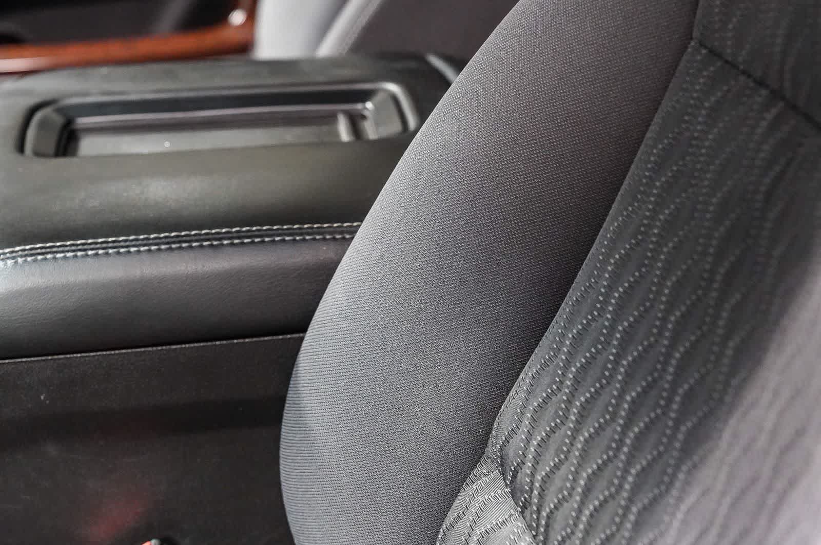 Used 2015 GMC Yukon SLE AWD/4WD image 19