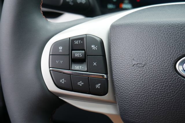 New 2026 Ford Explorer Active w/ Active Comfort Package image 20