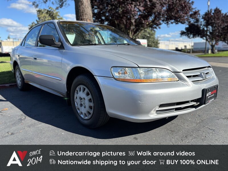 Used 2001 Honda Accord VP image 1