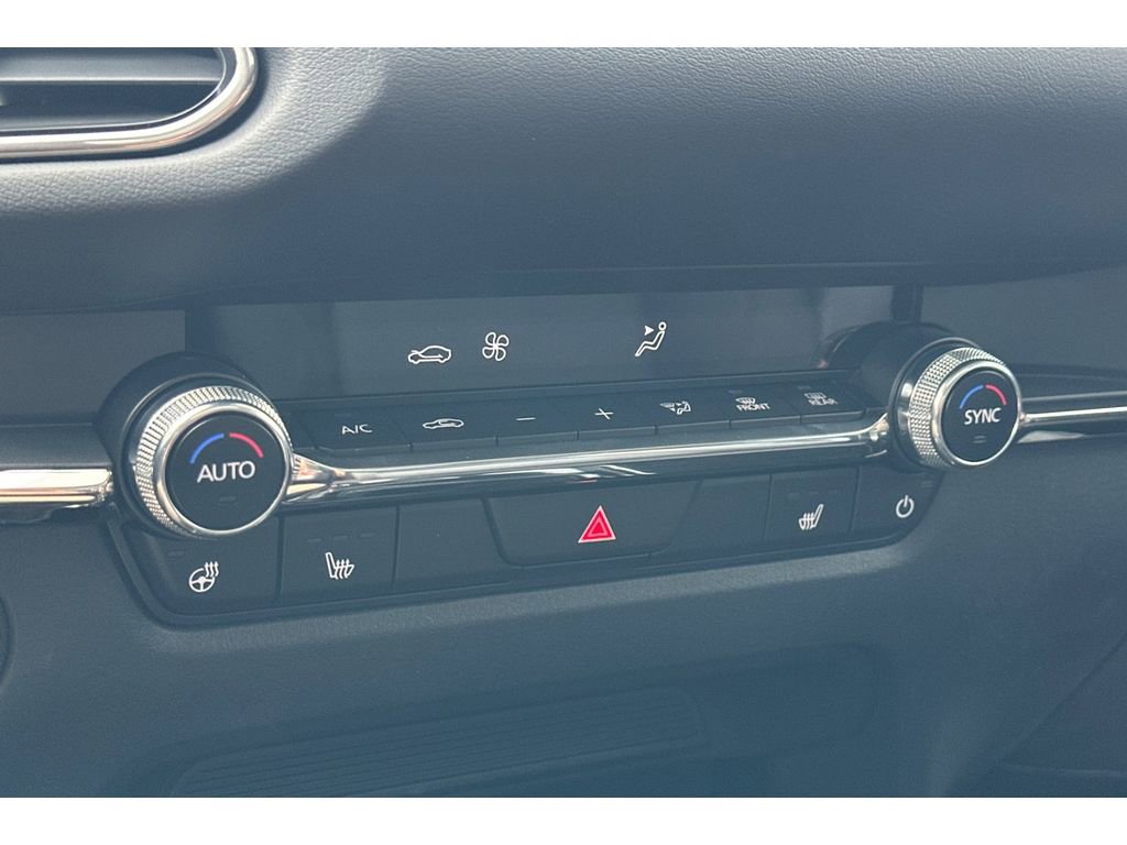 Certified 2025 MAZDA CX-30 2.5 Turbo w/ Premium Package image 18