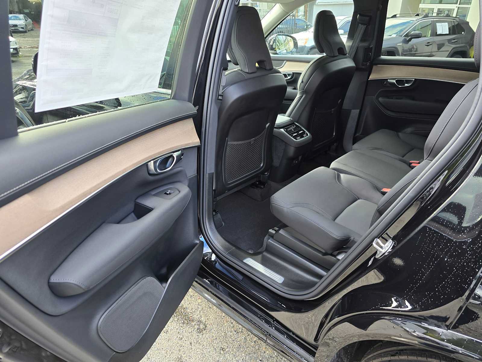 New 2026 Volvo XC90 B5 Core AWD/4WD image 17