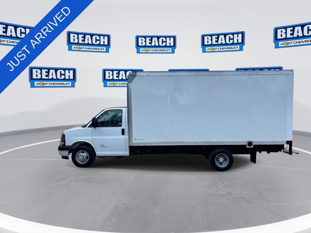 New 2026 Chevrolet Express 4500 w/ Power Convenience Package RWD image 5