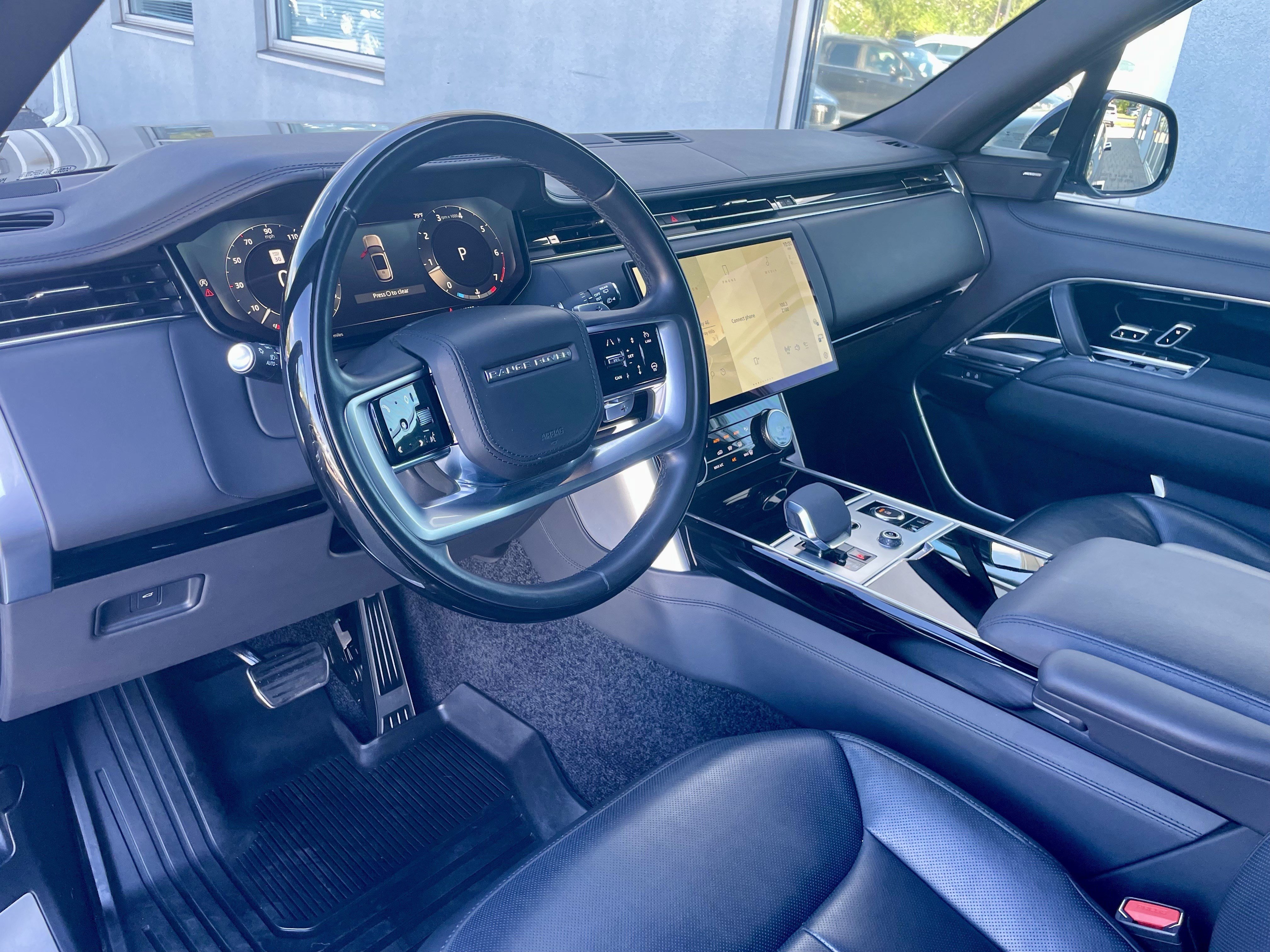 Used 2023 Land Rover Range Rover SE AWD/4WD image 13