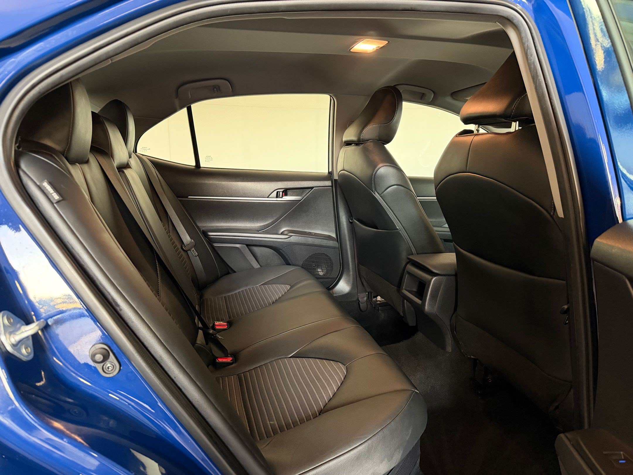 Used 2024 Toyota Camry SE FWD image 29