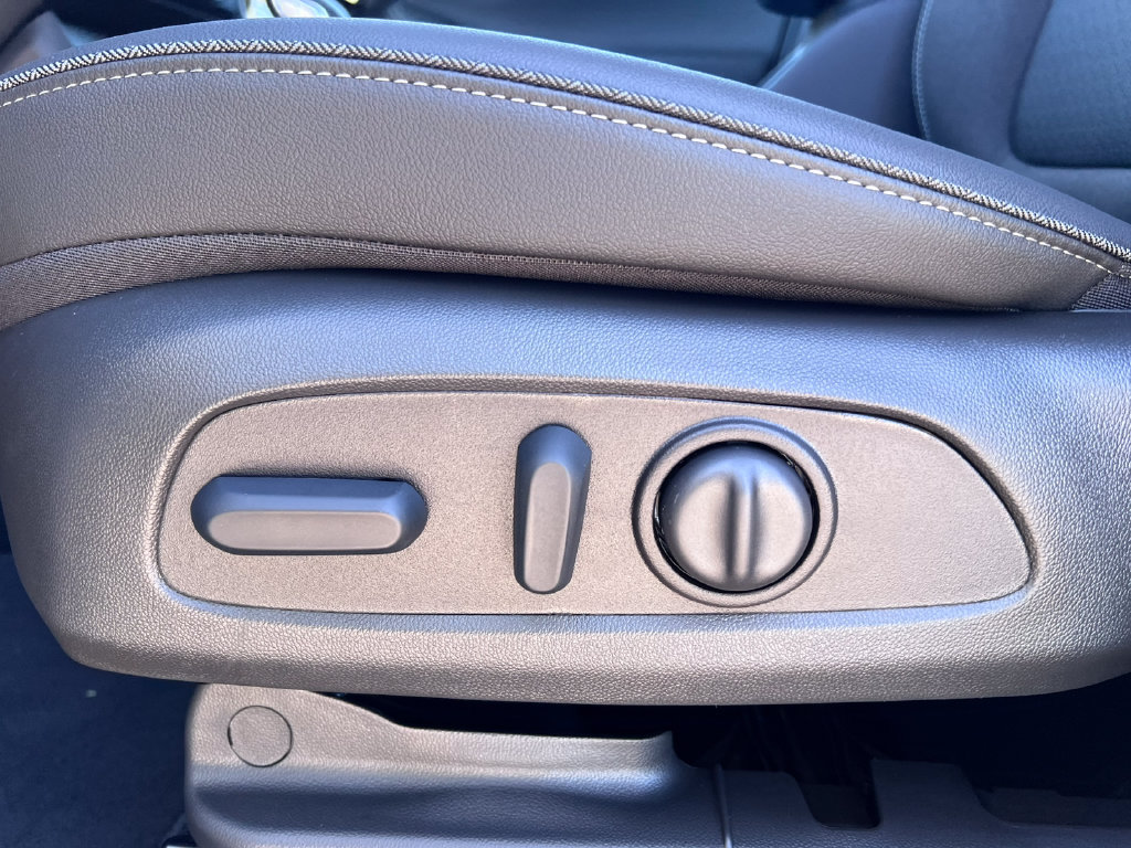 New 2026 Buick Encore GX Preferred w/ Comfort Package AWD/4WD image 8