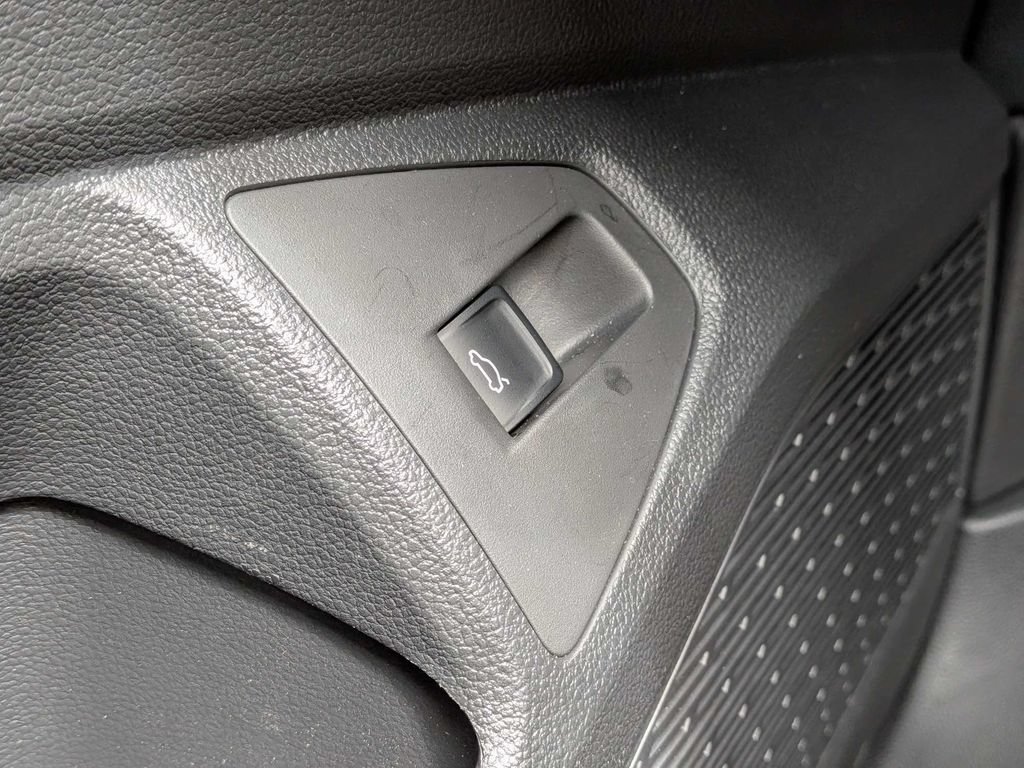 Certified 2026 Volkswagen Jetta SEL FWD image 36