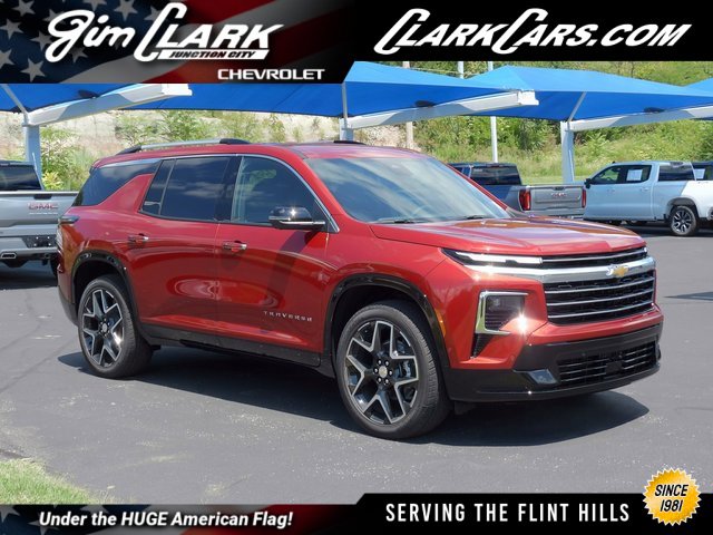 New 2026 Chevrolet Traverse High Country w/ LPO, Floor Liner Package image 1