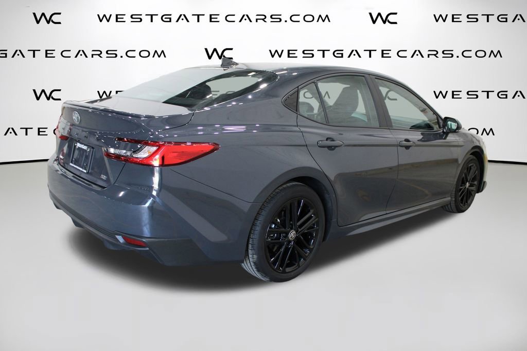 Used 2025 Toyota Camry SE image 42