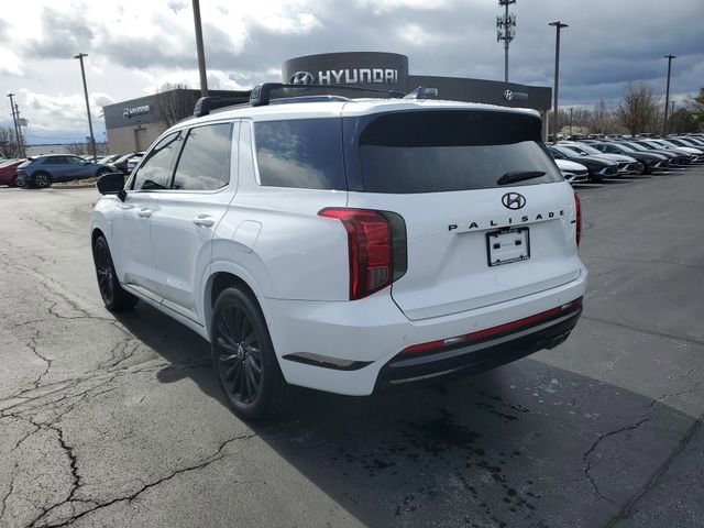Used 2024 Hyundai Palisade Calligraphy image 3
