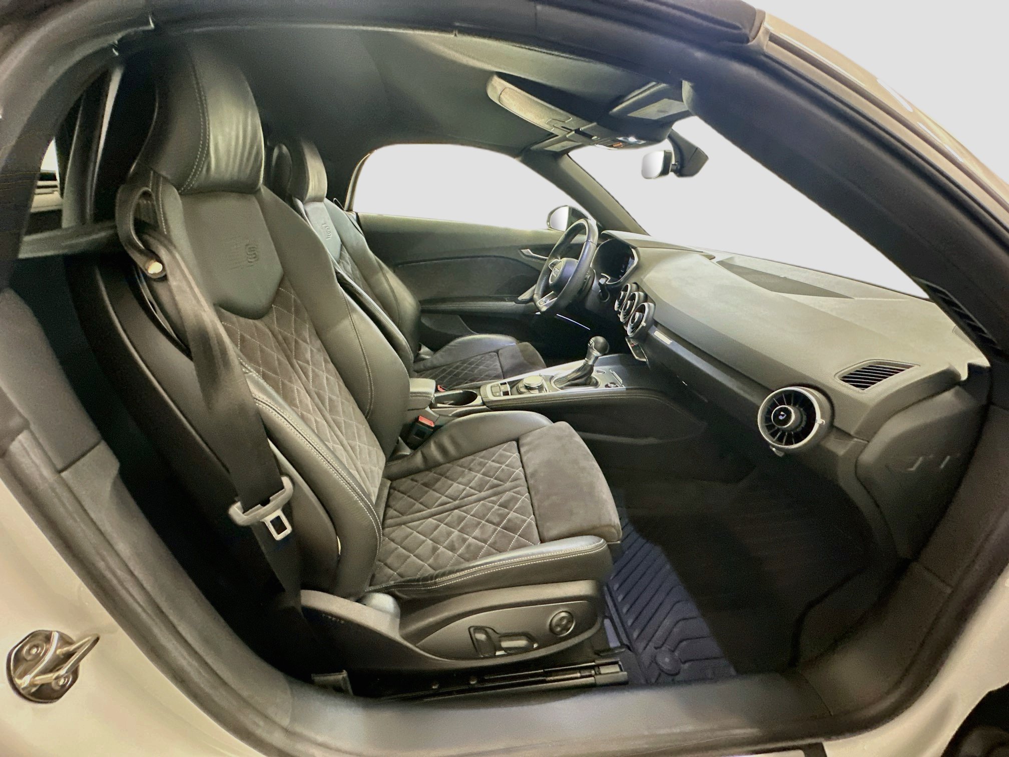 Used 2019 Audi TT 2.0T w/ Technology Package AWD/4WD image 27