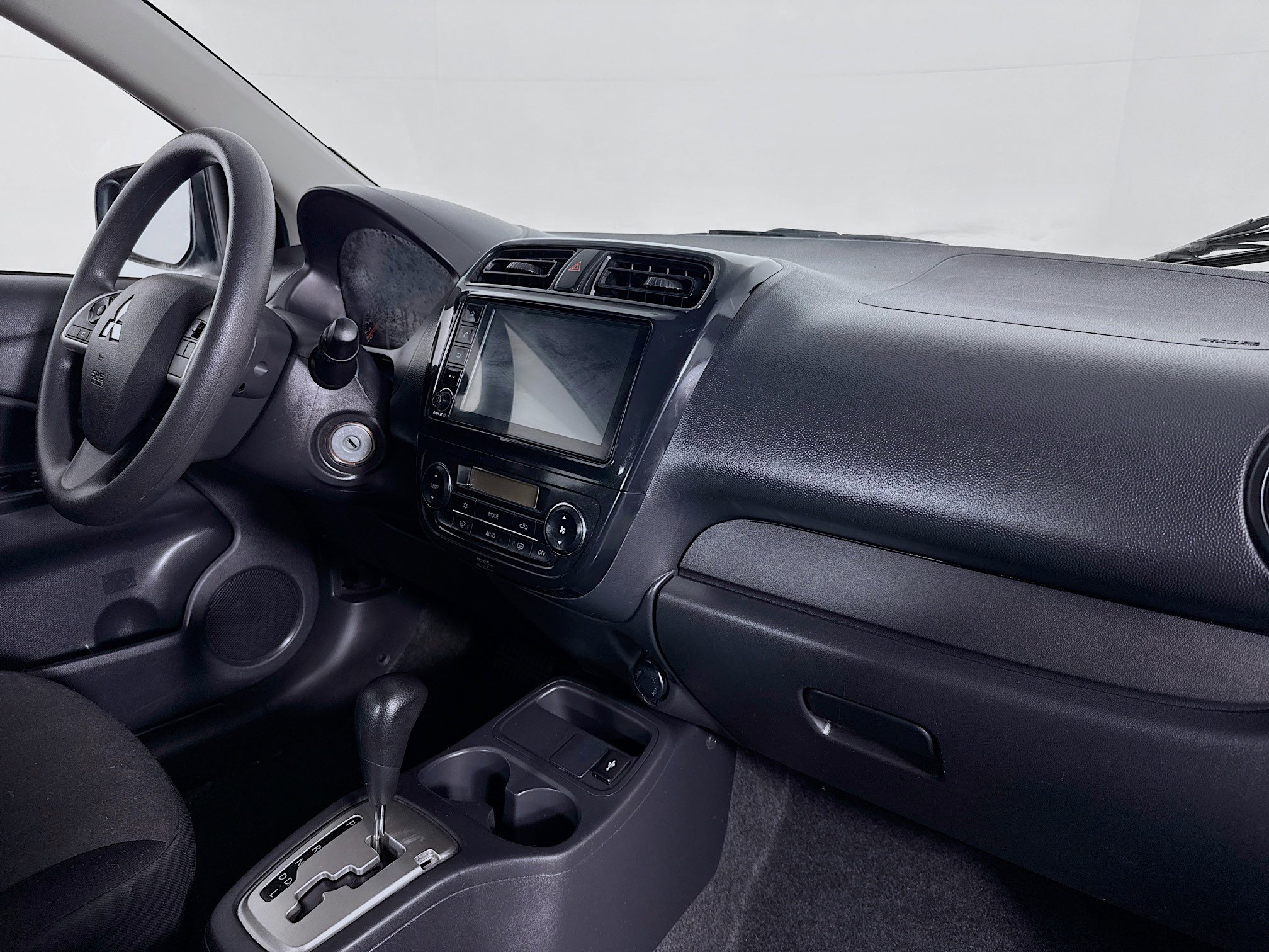 Used 2024 Mitsubishi Mirage LE image 28