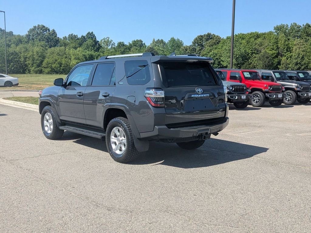 Used 2024 Toyota 4Runner SR5 AWD/4WD image 3