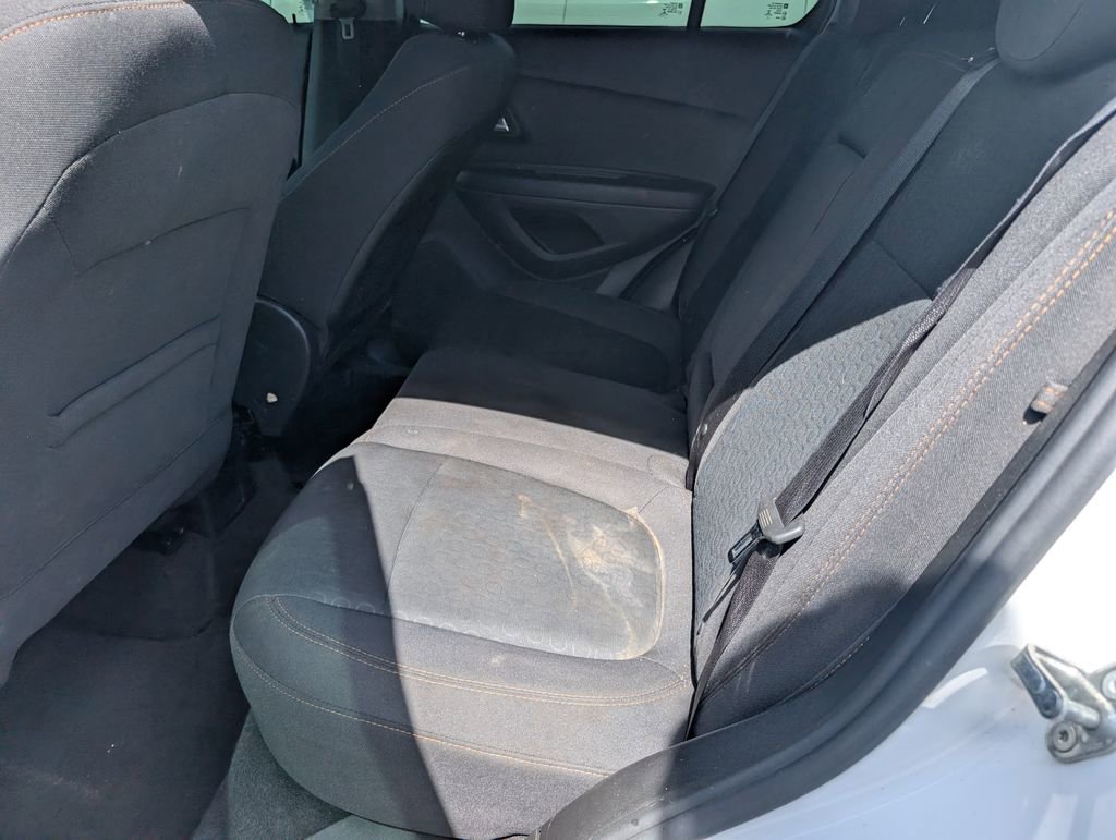 Used 2018 Chevrolet Trax LS image 7
