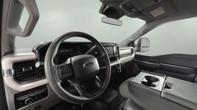 Used 2024 Ford F350 XLT w/ FX4 Off-Road Package image 9