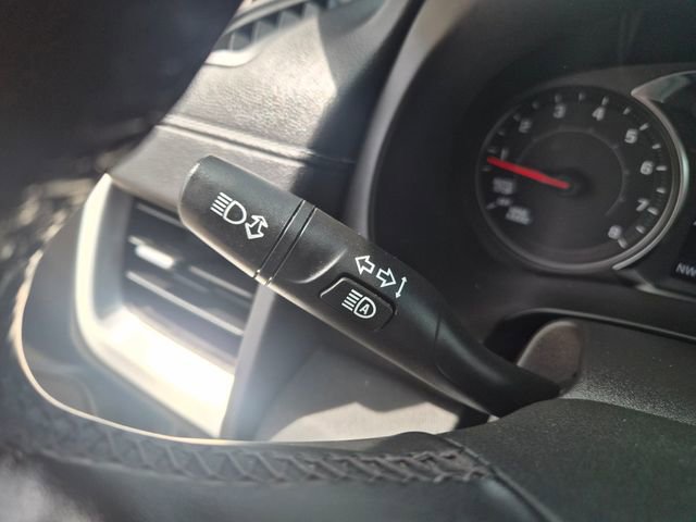 Used 2023 GMC Terrain SLT w/ Infotainment Package II FWD image 23
