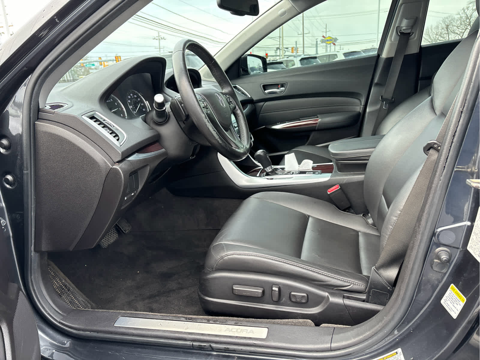 Used 2016 Acura TLX image 8