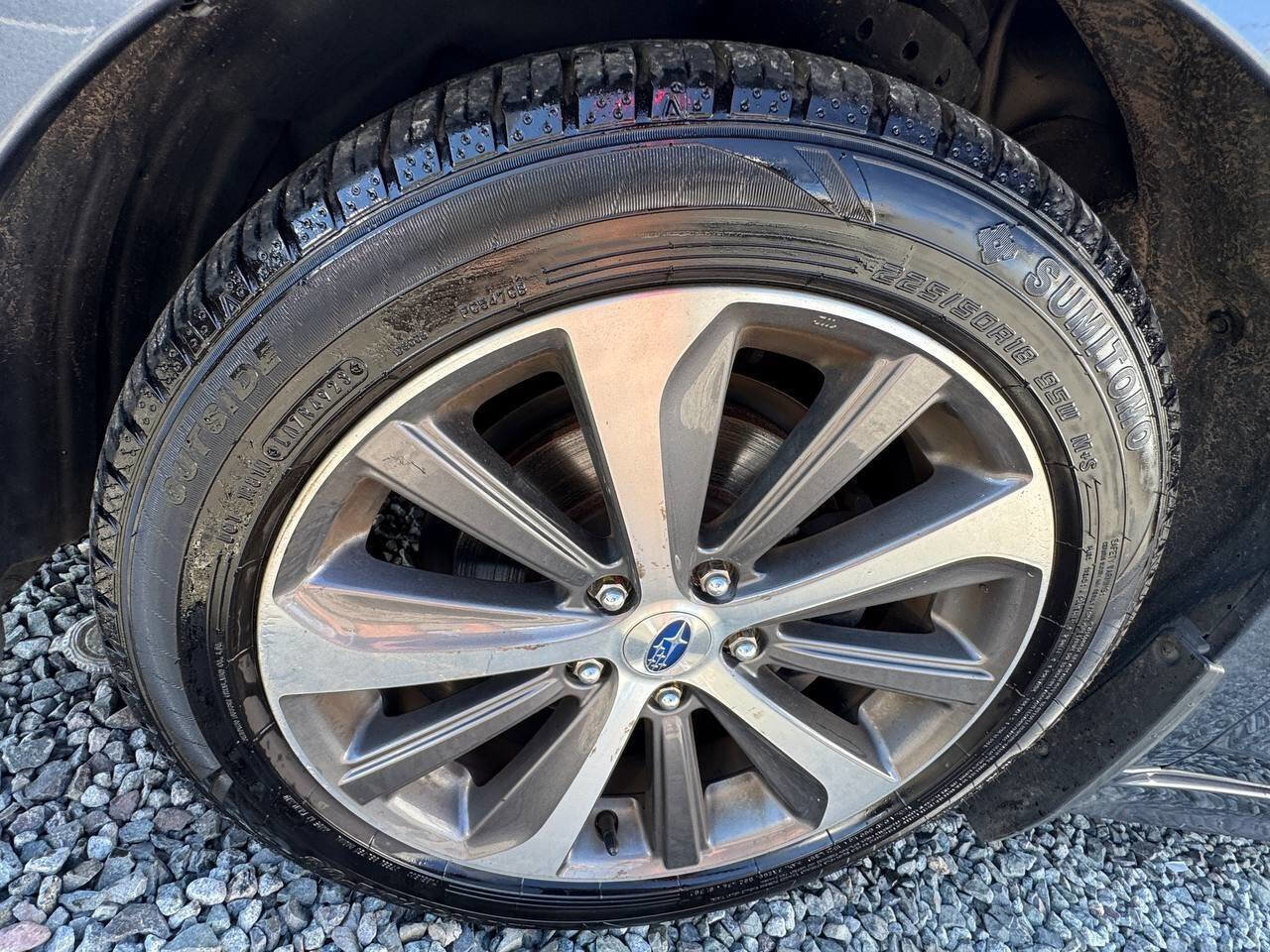 Used 2017 Subaru Legacy 2.5i Limited AWD/4WD image 31