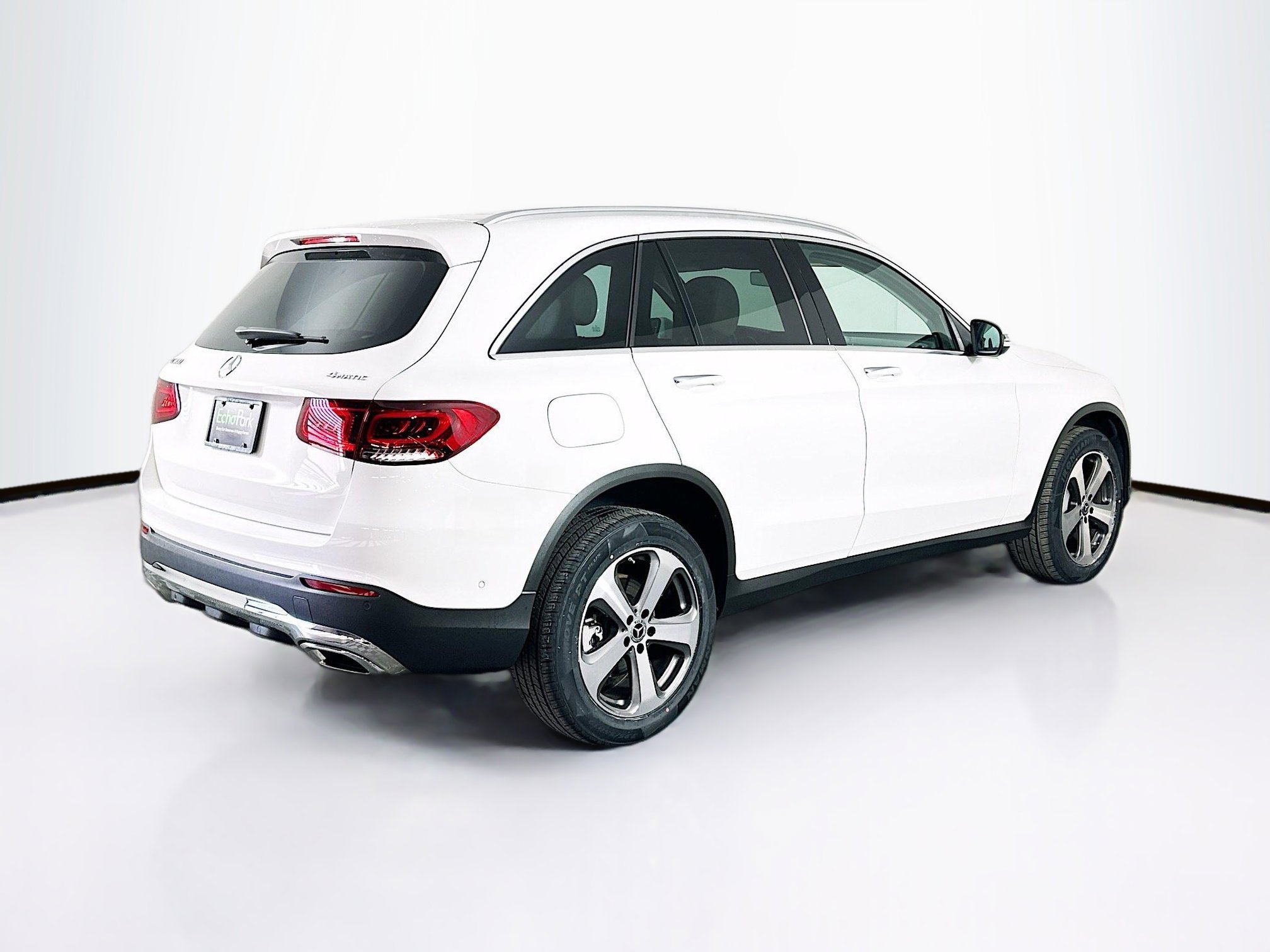 Used 2022 Mercedes-Benz GLC 300 4MATIC w/ Premium Package Lite image 9