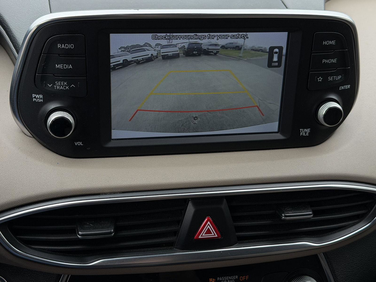 Used 2020 Hyundai Santa Fe SEL w/ Convenience + Premium Package image 14