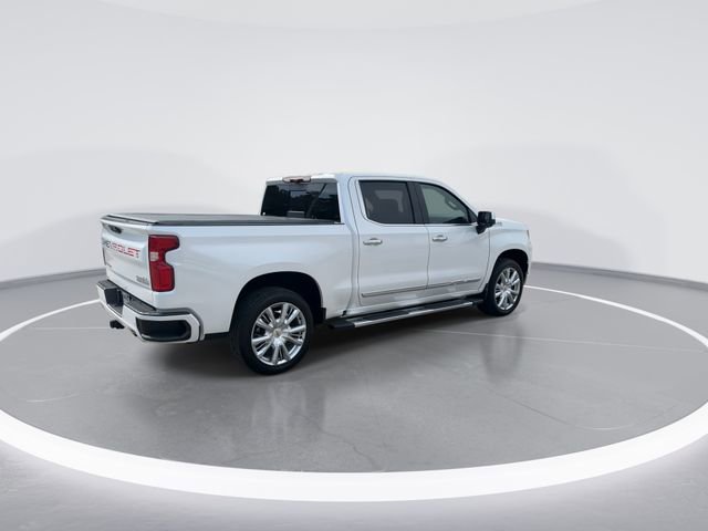 Used 2024 Chevrolet Silverado 1500 High Country w/ High Country Premium Package AWD/4WD image 7