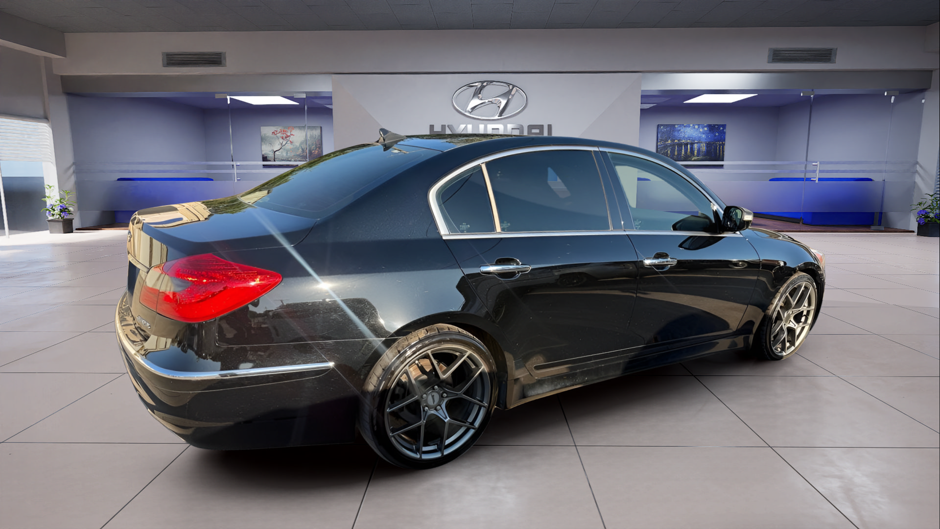 Used 2014 Hyundai Genesis 3.8 RWD image 4