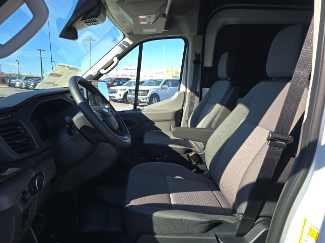 New 2026 Ford Transit 250 148 Medium Roof w/ Load Area Protection Package RWD image 11
