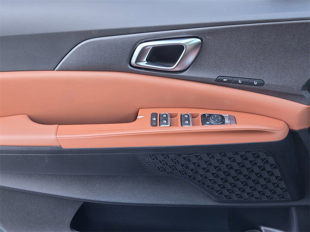 New 2026 Kia Carnival SX image 16