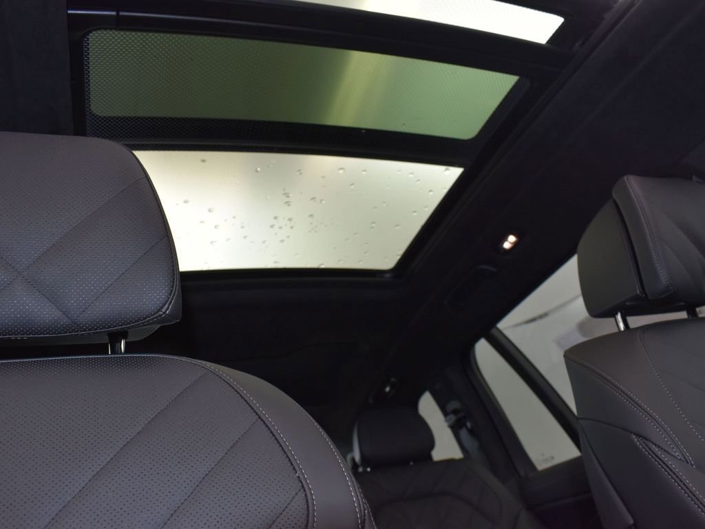 Used 2026 BMW X7 xDrive40i w/ Executive Package AWD/4WD image 27