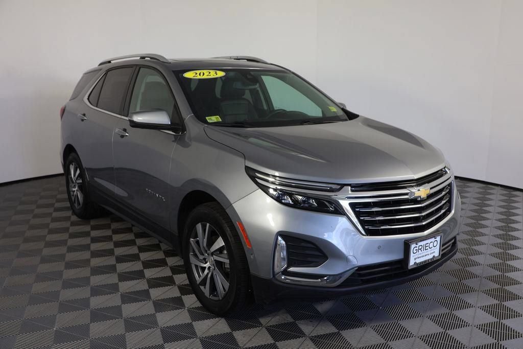 Used 2023 Chevrolet Equinox Premier AWD/4WD image 1
