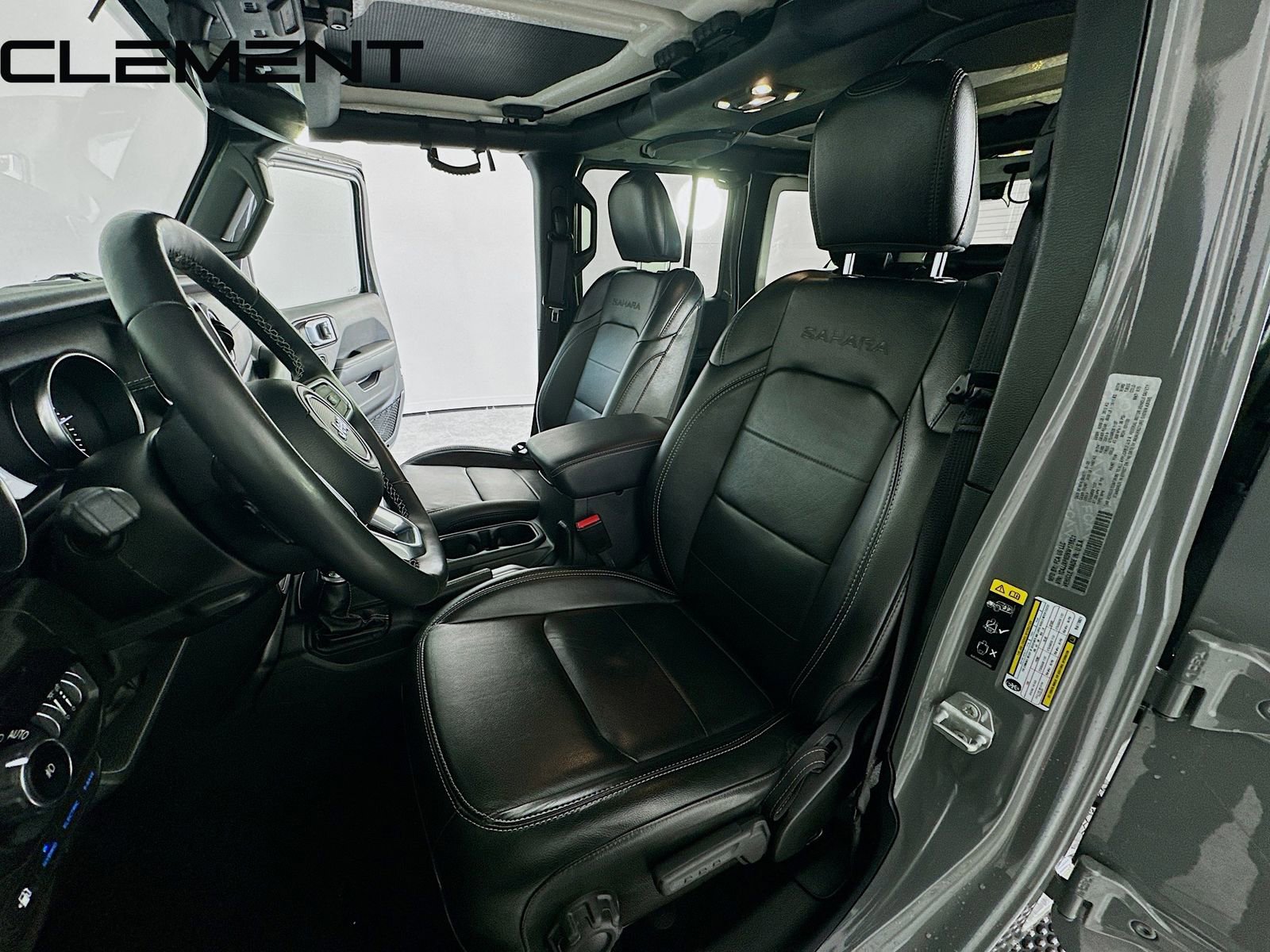 Used 2022 Jeep Wrangler Unlimited Sahara w/ Cold Weather Group image 29