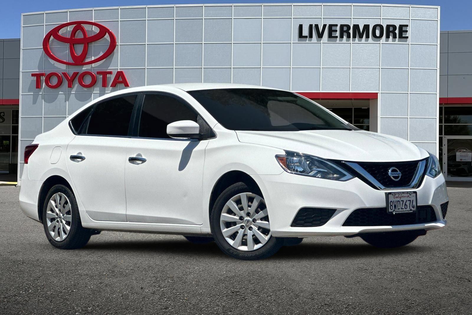 Used 2019 Nissan Sentra S FWD image 2