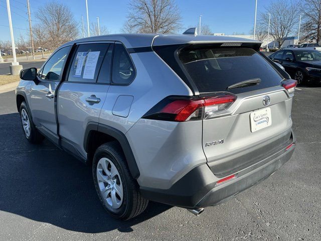 Used 2024 Toyota RAV4 LE image 8